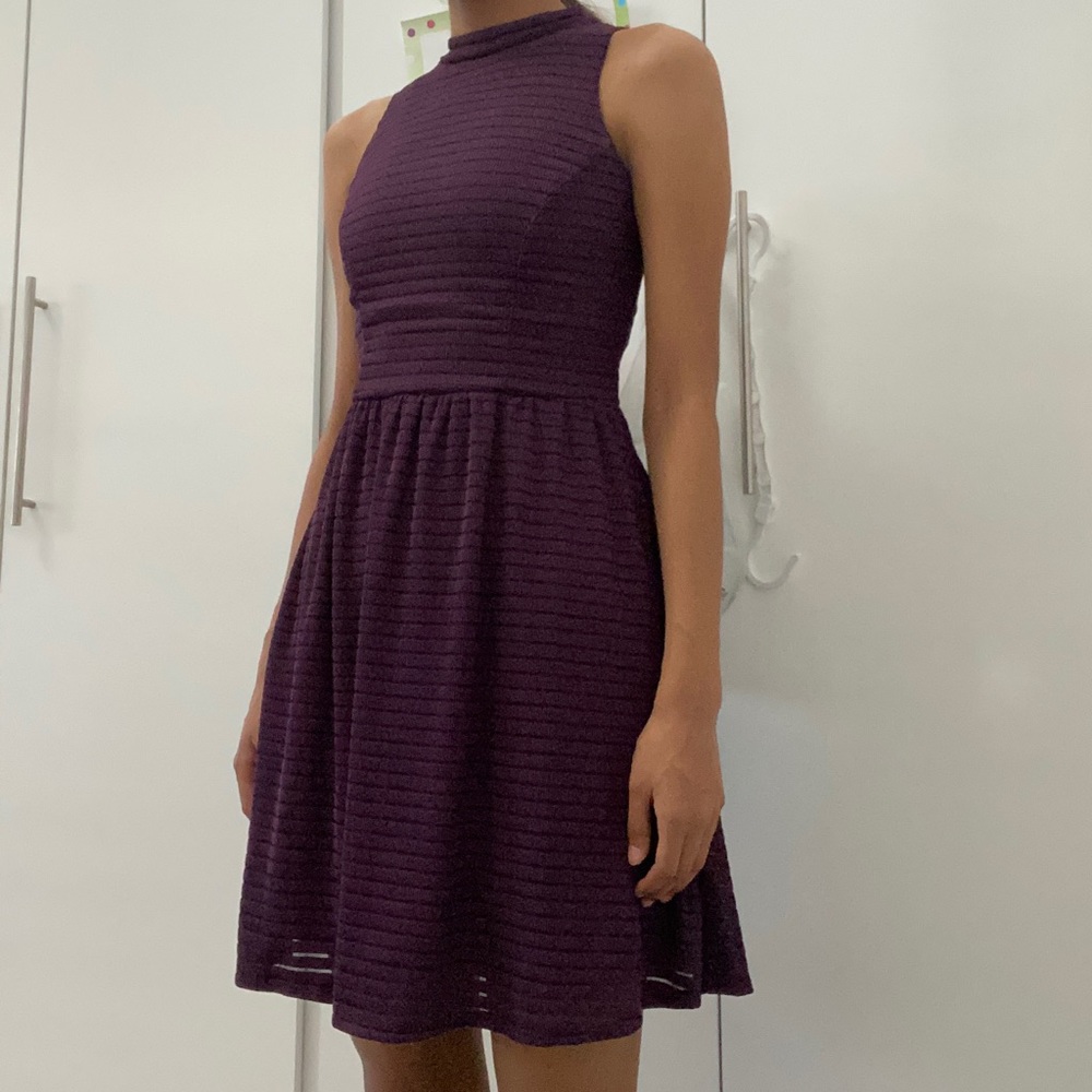 Halter maroon short dress